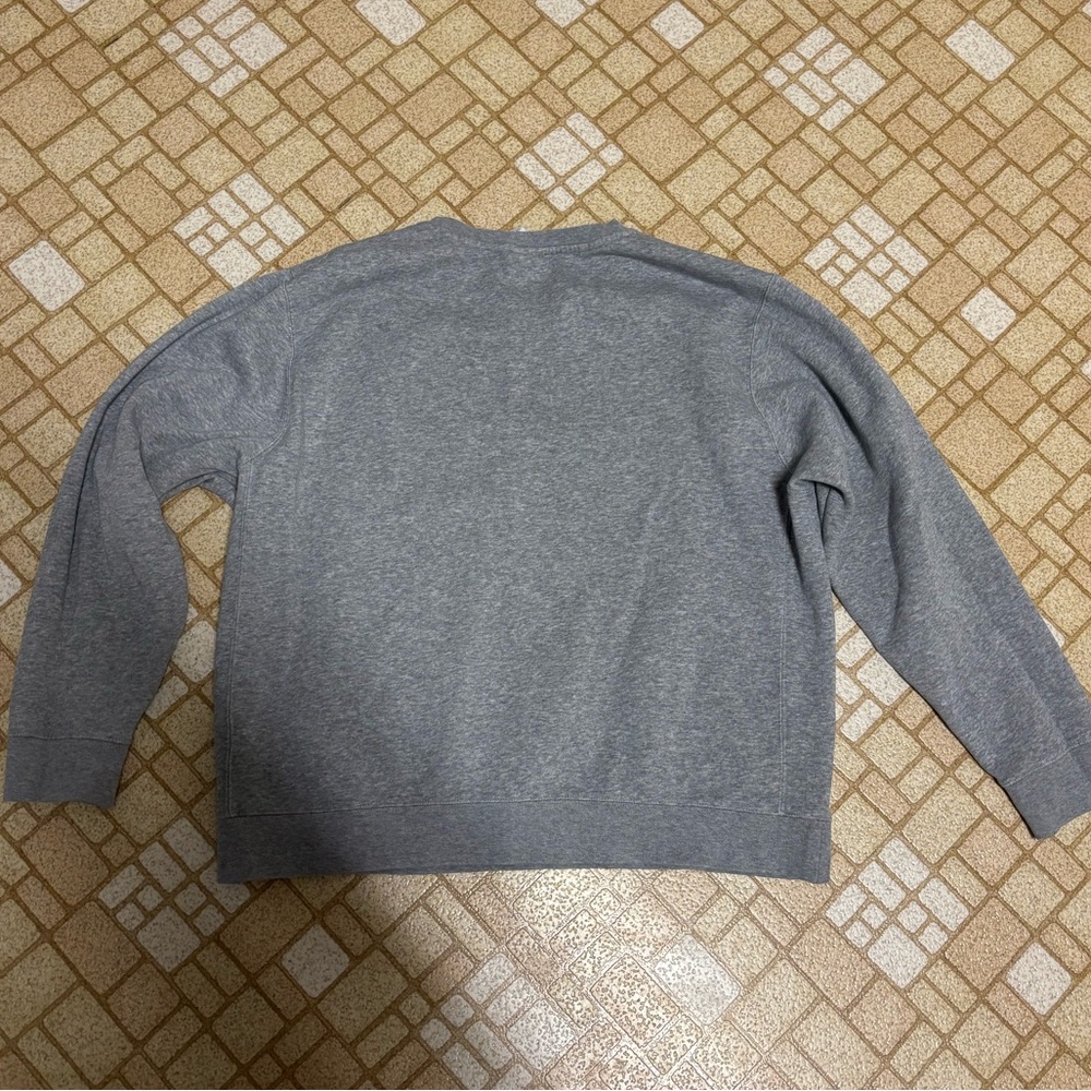 Nike Gray Crewneck Sweater Classic Design- Like New - Picture 6 of 6